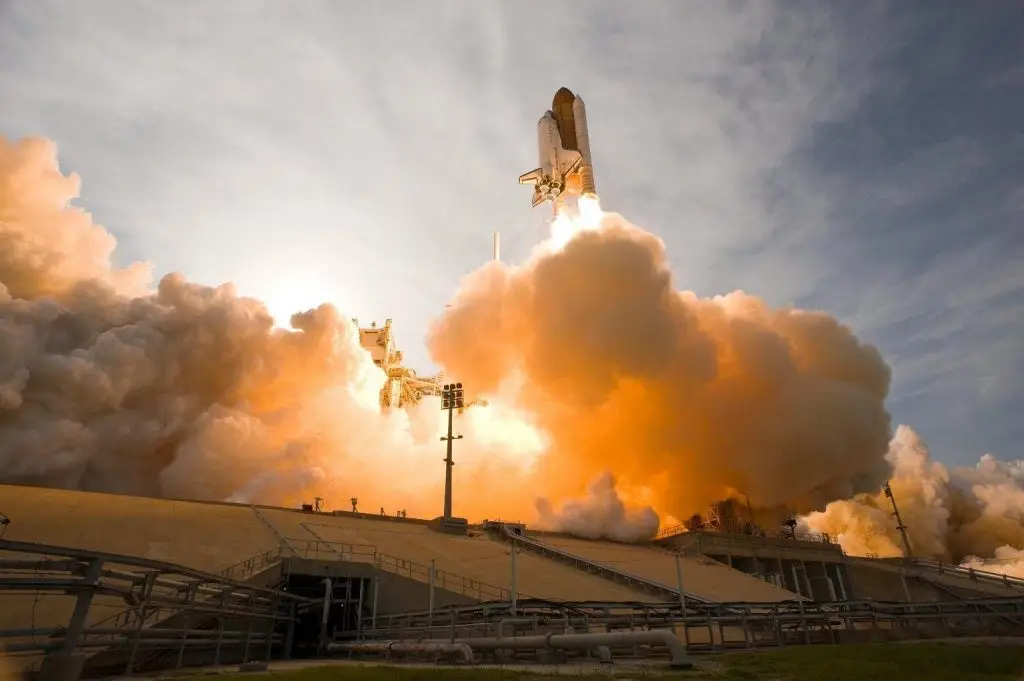 image of a space rocket taking off
